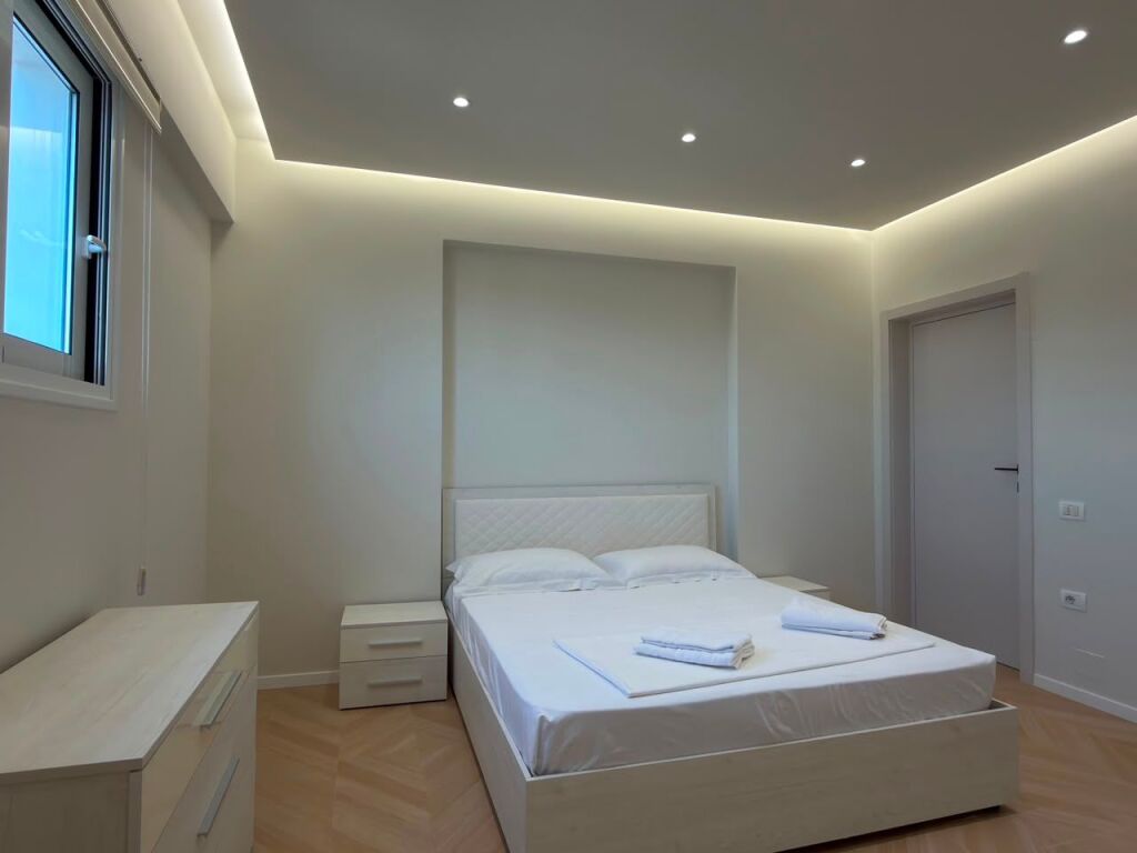Appartamento 1+1 in Affitto a Lungo Termine - Lungomare, Vlore