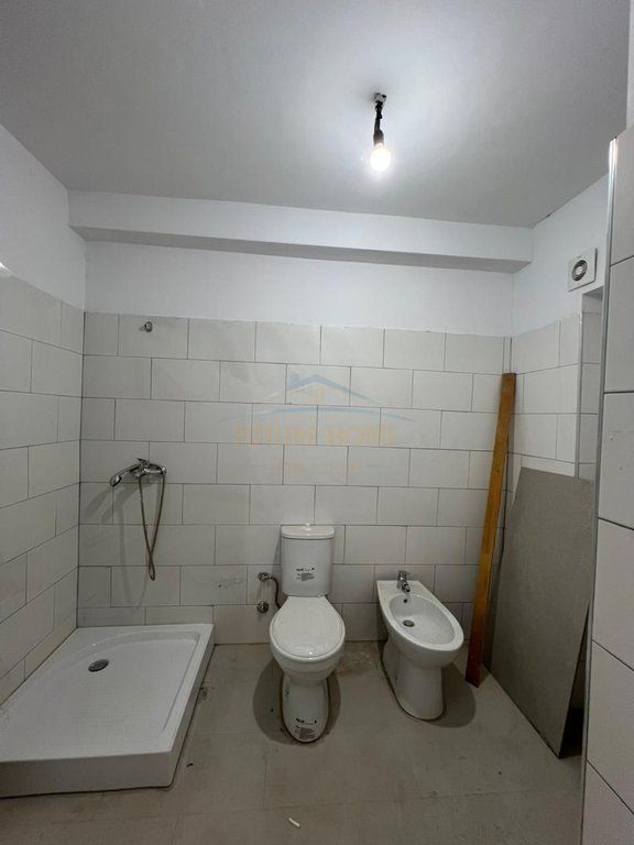 Qera, Apartament 3+1+2, 5 Maji