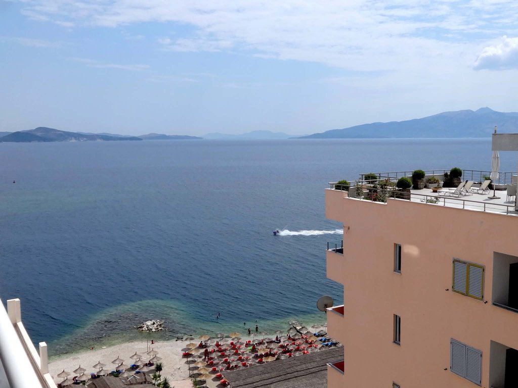 SARANDE, DUPLEX FOR SALE ON THE FIRST LINE