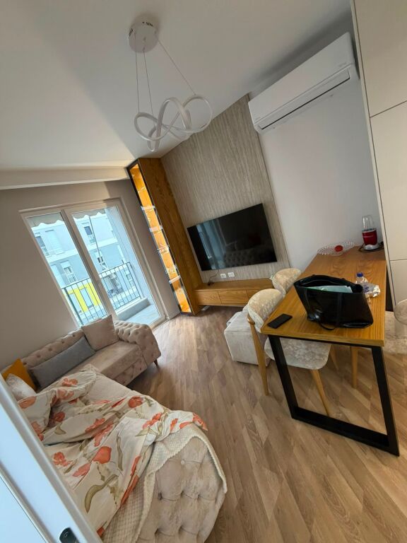 Univers City , 1+1 for rent