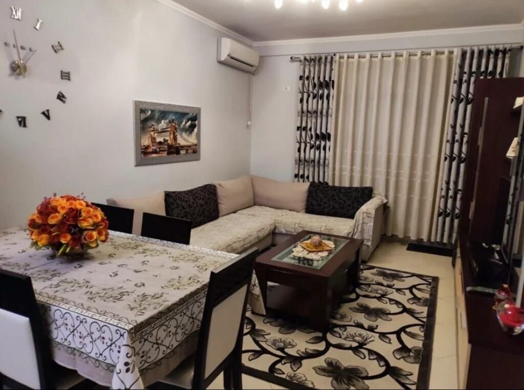Apartament 2+1, Kopshti Botanik!