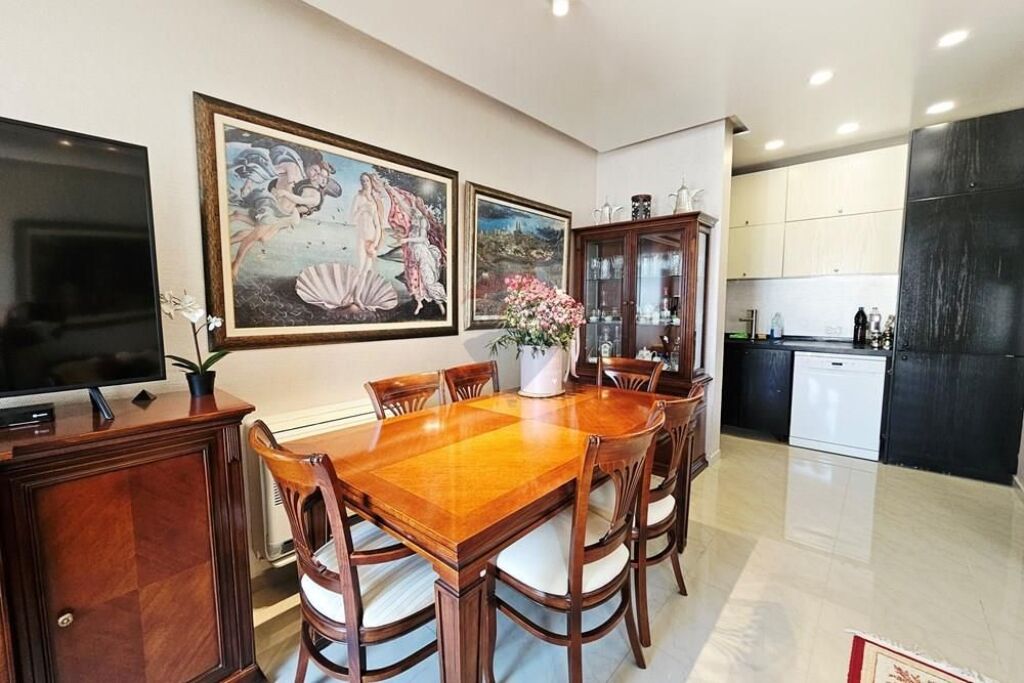 Apartament - Për Shitje - Kompleksi Kontakt, Tiranë