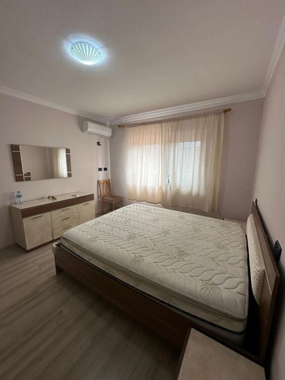 Rent | Apartament 1 + 1 | Rruga Myslym Shyri | 600 €/month