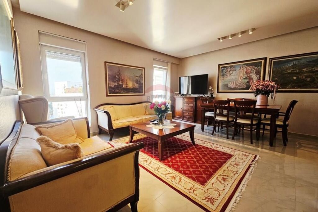 Apartament - Për Shitje - Kompleksi Kontakt, Tiranë