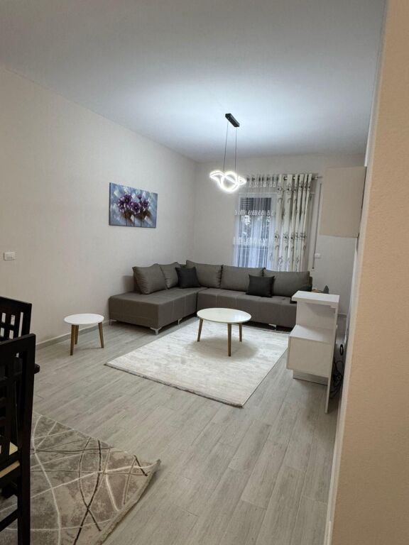 Apartament Me Qera 1+1+Post Parkimi Ne Astir (ID B2101771) Tirane