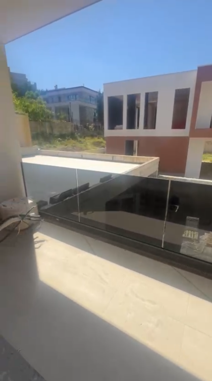 Shitet Apartament 1+1 tek Tulipan Residence !