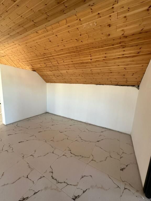 🏢 LOCALE COMMERCIALE IN AFFITTO – PASKUQAN | 250 m² 500 Euro