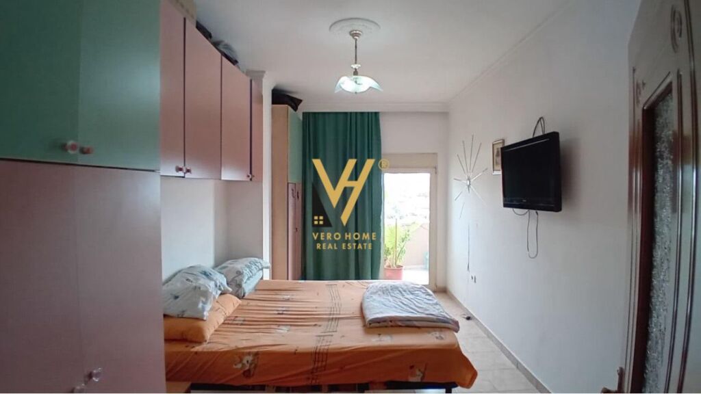 JEPET APARTAMENT 2+1+BLK ME QERA NE KINOSTUDIO 50.000 LEKE