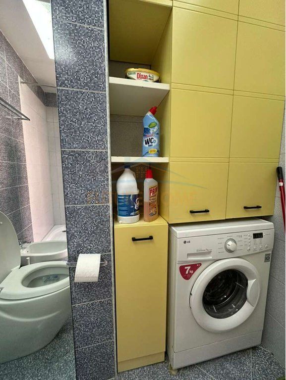 Shitet, Apartament 1+1, 21 Dhjetori, Tiranë