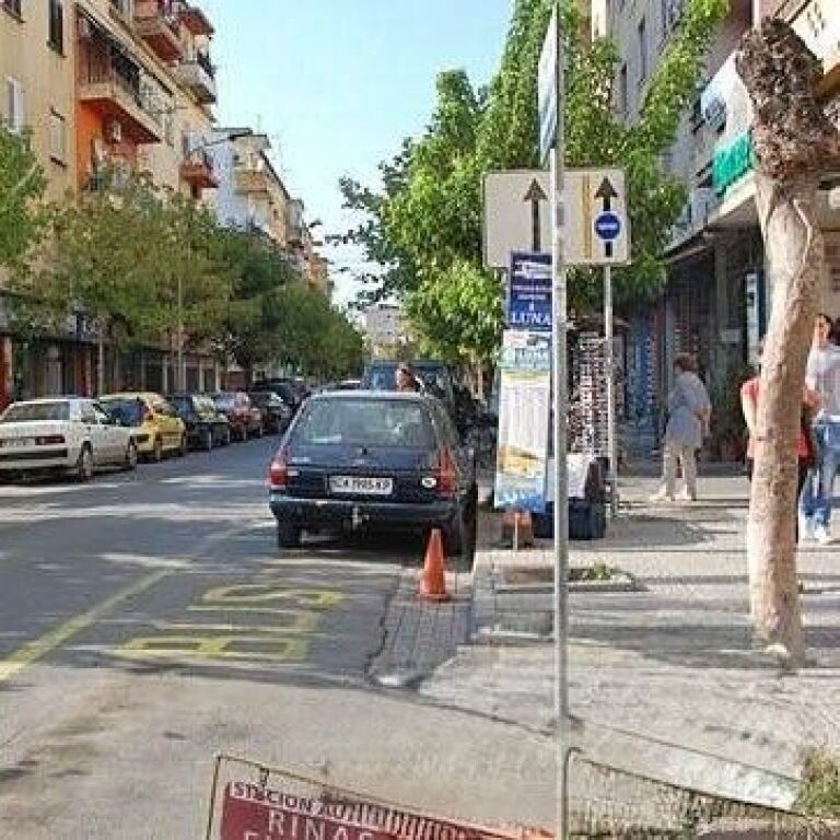 🏢 Jepet me Qira Ambient Biznesi – Rruga Mine Peza ✨