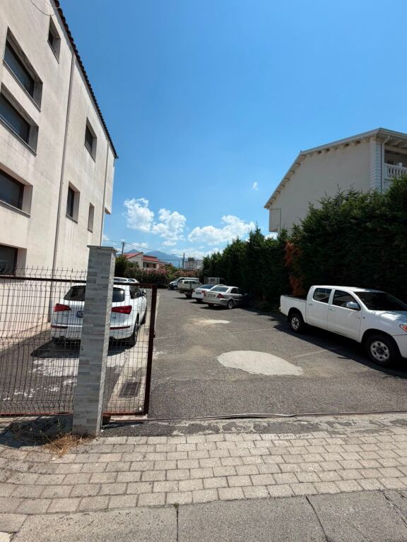🏢 AMBIENT BIZNESI ME QIRA – PASKUQAN | 450 m² 1000 Euro