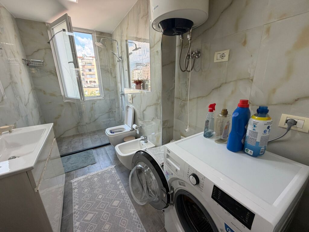 Apartament 1+1 ne shitje , Bllok