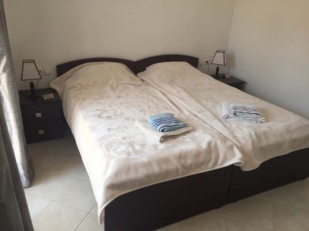 SARANDE, DUPLEX FOR SALE ON THE FIRST LINE