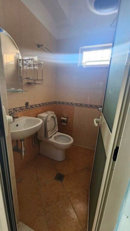 Apartament 2+1+2 Me Qira në Rrugën e Elbasanit, prane Ambasades Amerikane