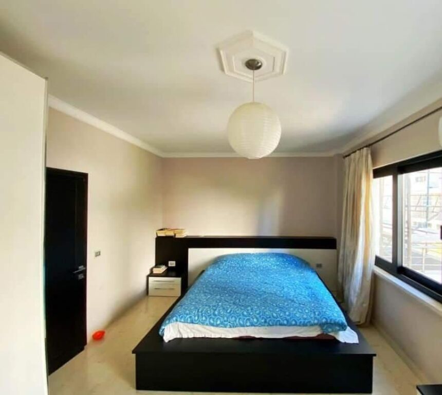 🔑 Shitet Apartament 1+1 me perspektivë për 2+1 Buze rruge te Liqeni i Thate