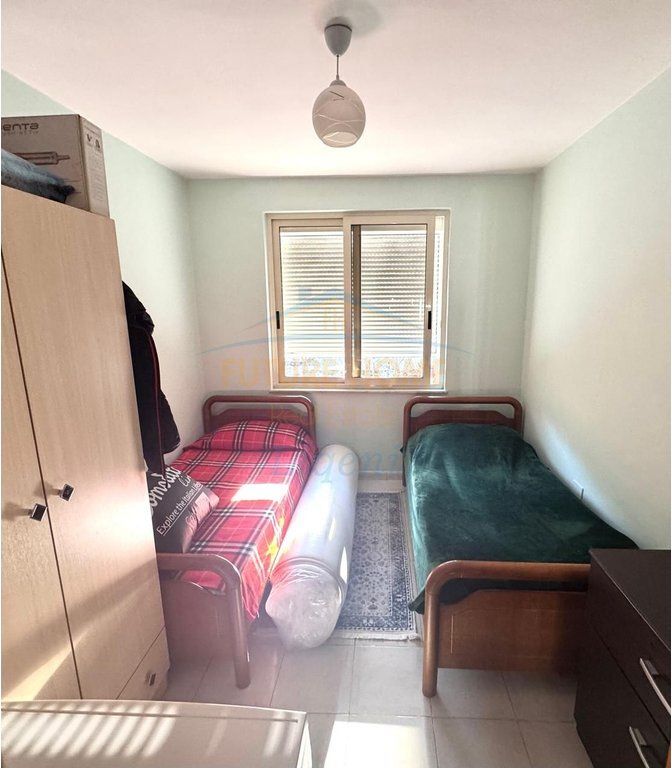 Shitet, Apartament 2+1, Bllok, Tiranë