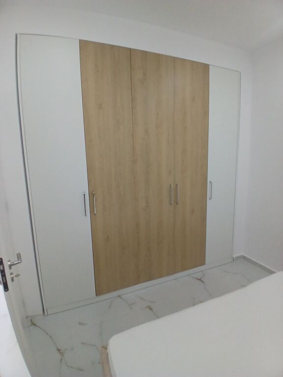 Shitet Apartament 1+1 prane Bashkise