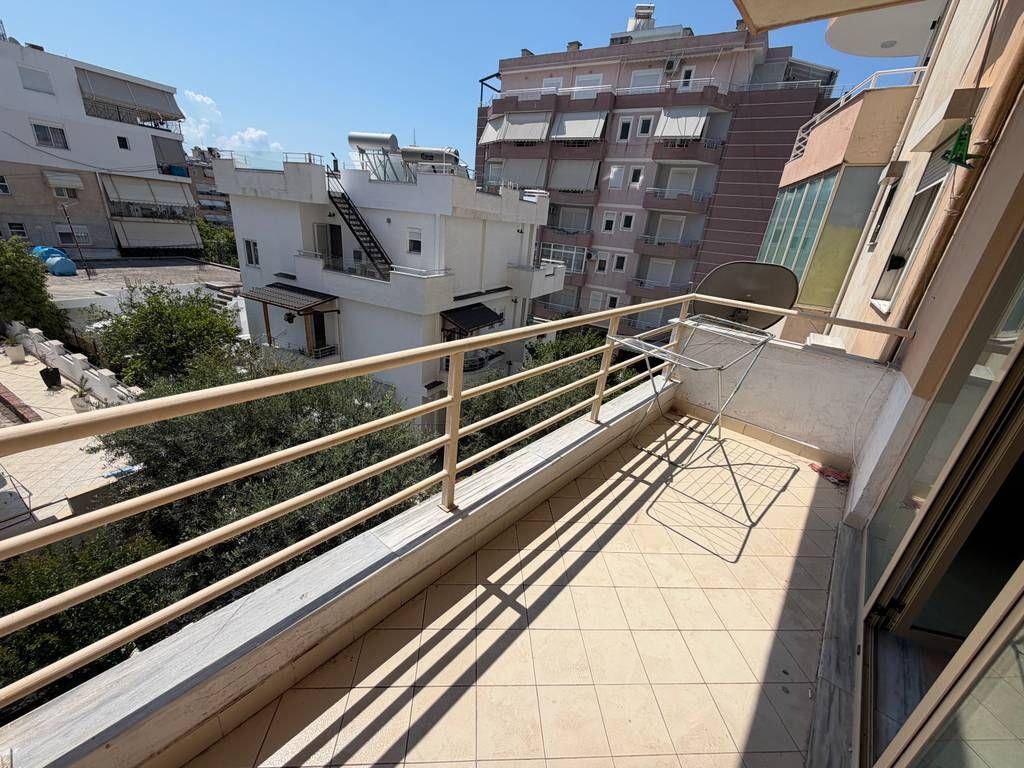 SARANDA, VENDIAMO APPARTAMENTO 2+1 VIA "MITAT HOXHA"