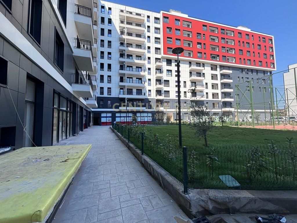 Jepet me Qira Apartament 1+1 pranë Bulevardit të Ri!!