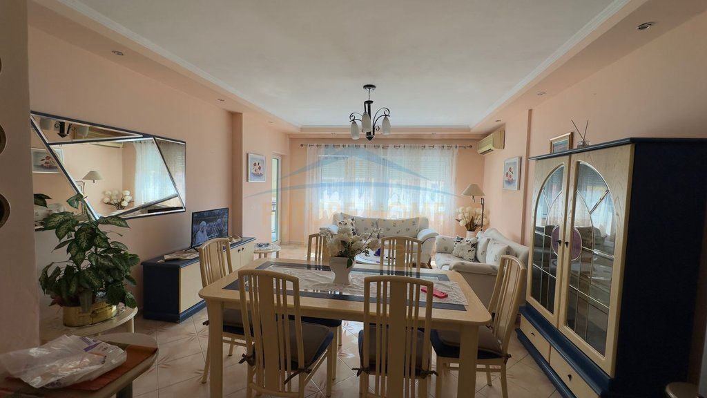 Qera, Apartament 2+1+2, Rruga e Elbasanit , Tirane .