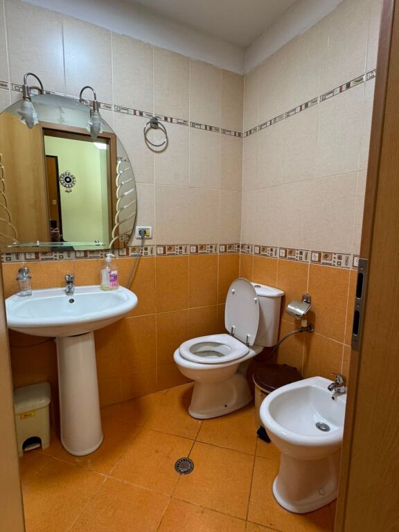 Apartament me wera 3+1 +2 perballe Delijorgjit