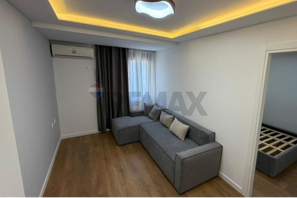 Appartamento - In Vendita - Via Naim Frashëri, Tirana