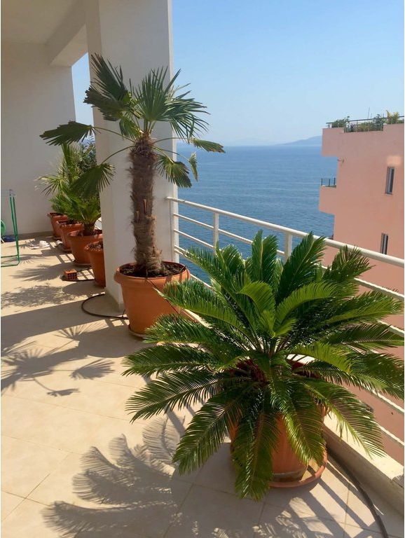 SARANDE, DUPLEX FOR SALE ON THE FIRST LINE