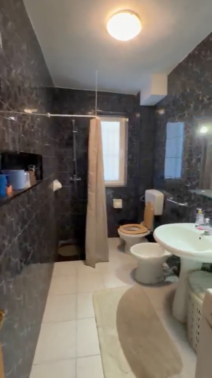 Apartment 3+1, Fortuzi Street!