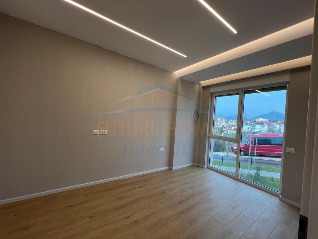Shitet, Vilë 3-Katëshe+2 Poste parkimi, AbA Residence, Tiranë.