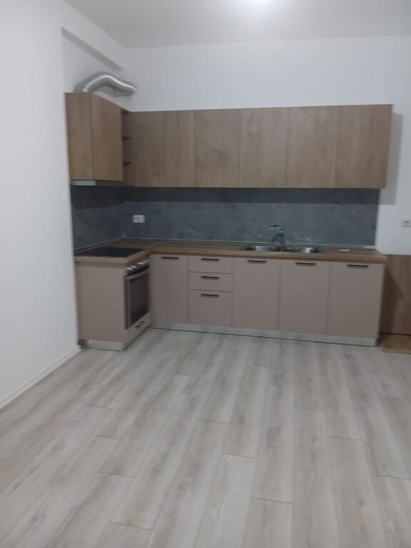 Apartment 2+1 for rent Grand Galeria Yzberisht !