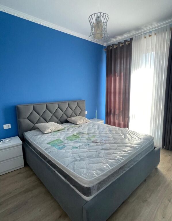 Apartament 2+1, Myslym Shyr!