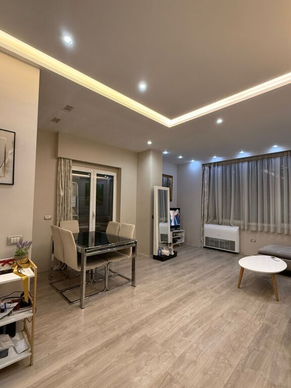Apartment 2+1 for rent at the new market
