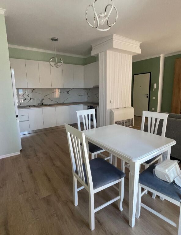 Apartament 2+1, Myslym Shyr!
