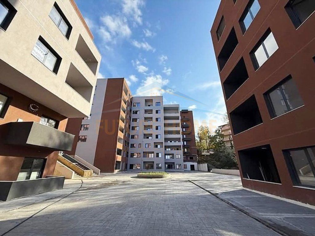 Appartamento 1+1+Posto Auto in Vendita, Complesso Xheluks