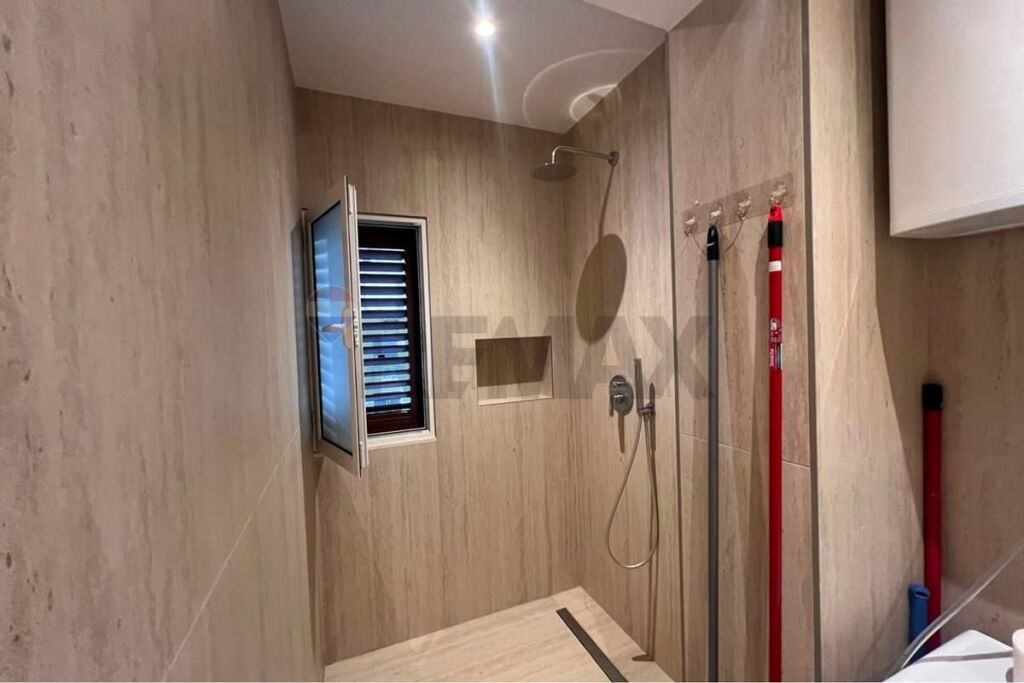 Apartament - Për Qira - Myslym Shyri, Tiranë