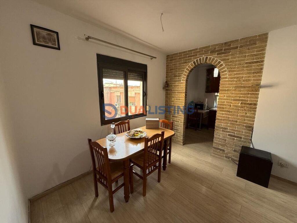 Shitet Apartament 2+1 – Bulevardi Zhan D’Ark, Brryli !