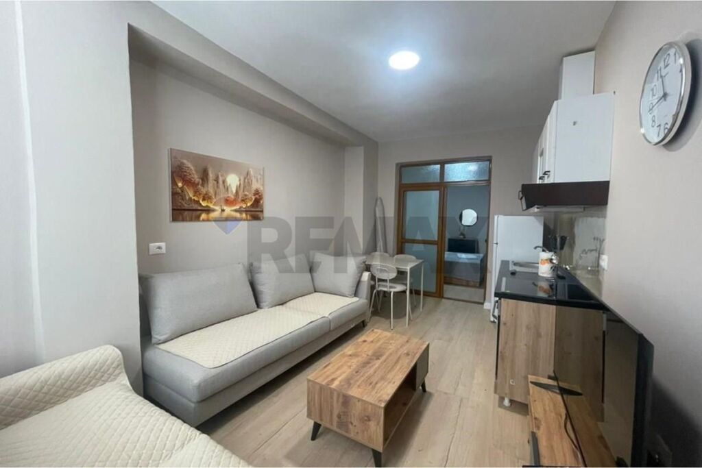 Apartament - Për Qira - Fusha Ali Demi, Tiranë