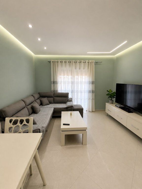 Apartament 1+1 Me Qira në Rruga Bardhyl, Tiranë