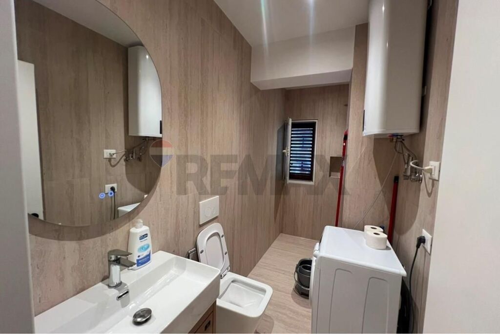 Apartament - Për Qira - Myslym Shyri, Tiranë