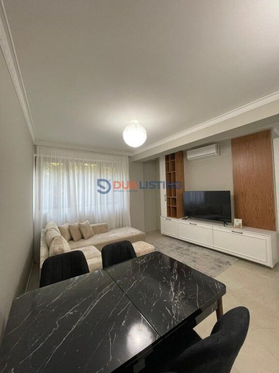 Jepet me qira apartament 1+1, Kopshti Botanik