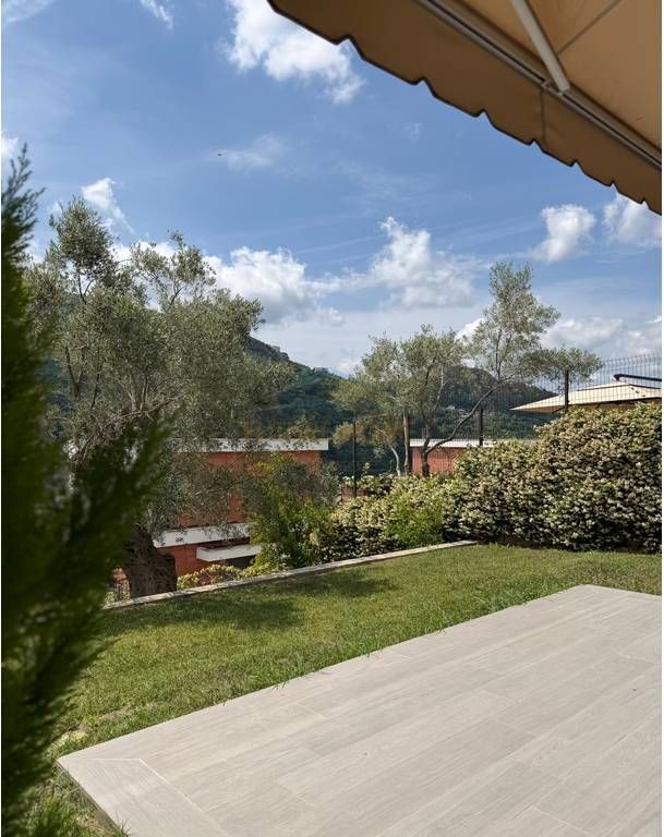 Shitet, Vilë 3-katëshe, Olive Grove Residence, Mullet