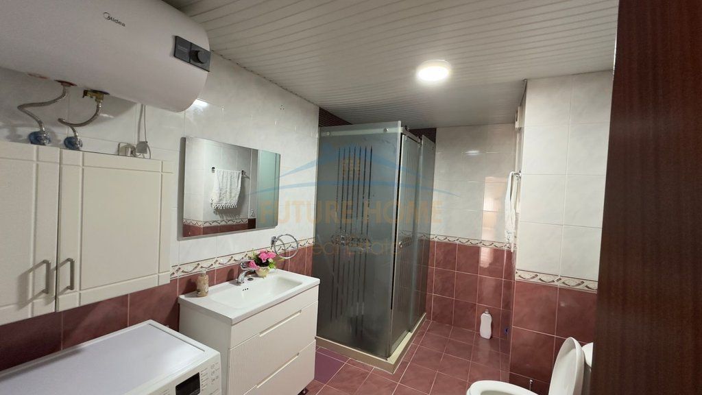 Qera, Apartament 2+1+2, Rruga e Elbasanit , Tirane . 800 €