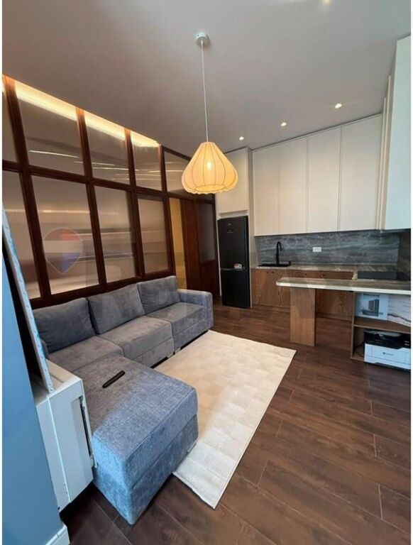 Apartment - For Rent - 9 Floors, Tirana