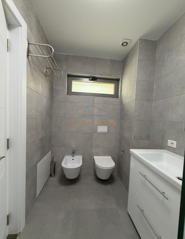 Shitet, Vilë 3-katëshe, Olive Grove Residence, Mullet