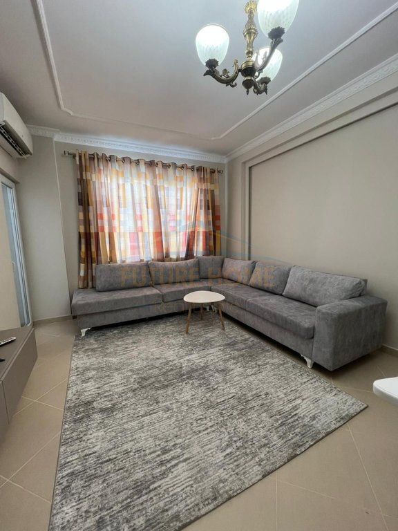 Qera, Apartament 2+1+2, Unaza e Re, Tiranë
