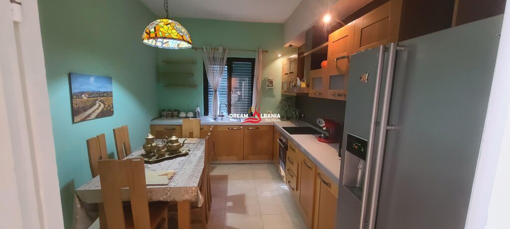 Villa with Yard for Rent in Laprake Near the Military Hospital in Tirana (ID 4251329)