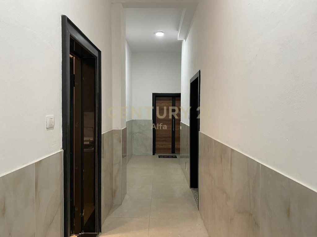 Apartment 1+1 with parking space for rent in Astir !
