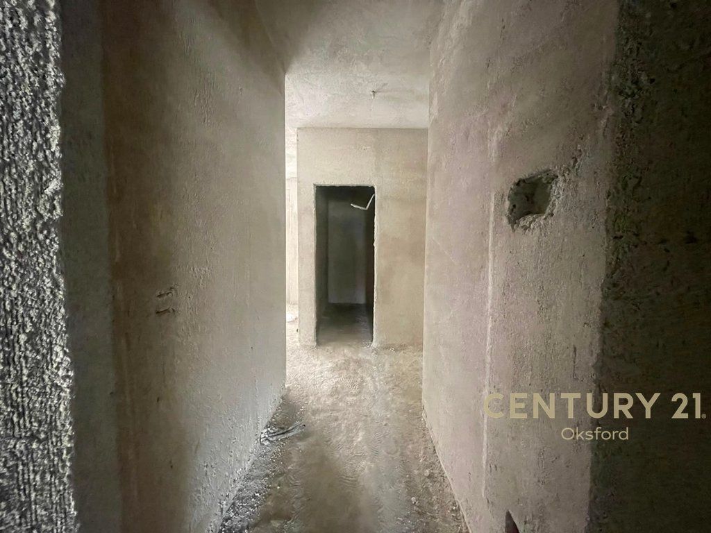 APARTMENT 2+1+2, NEAR THE FORMER AVIATION FIELD FOR SALE