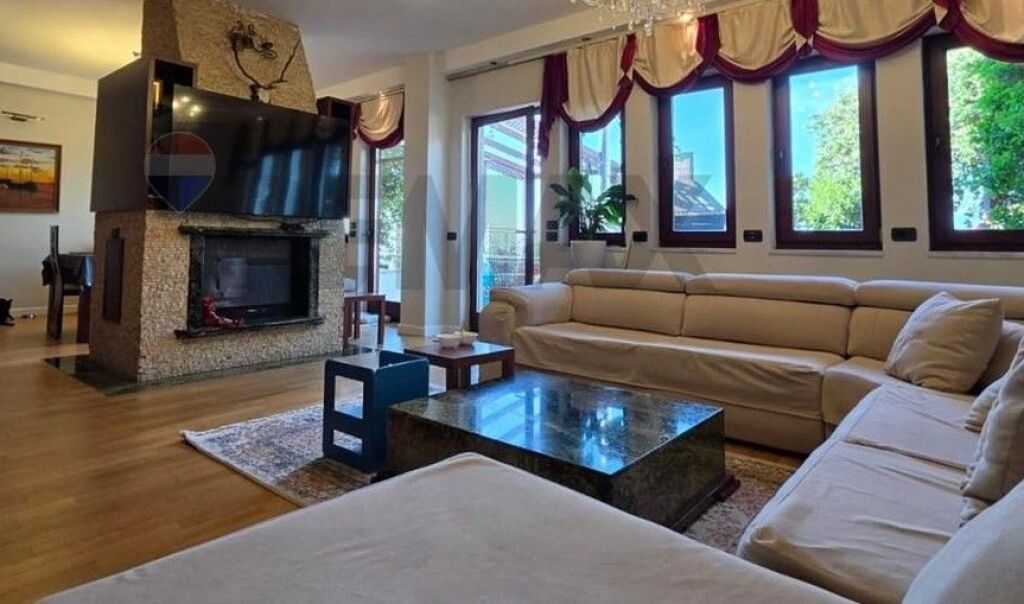 Penthouse me verande per shitje te Kodra e Diellit ID: 530191006-1213
