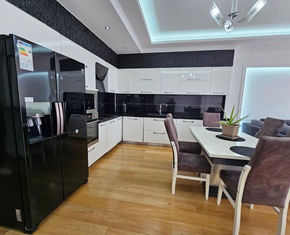 📌 JEPET ME QIRA – APARTAMENT 2+1+2 PRANË KOPSHTIT ZOOLOGJIK